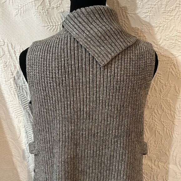 Anthropologie‎ cowl neck vest, size extra small - Picture 9 of 15